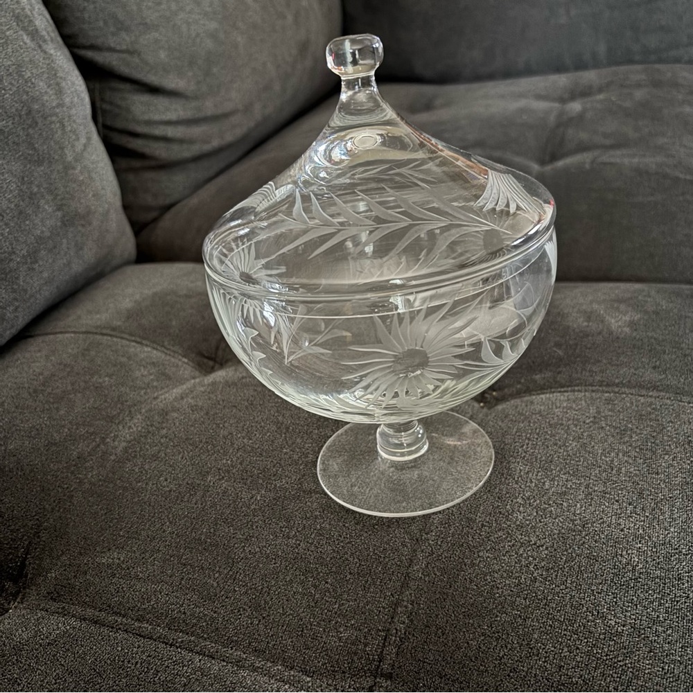 Vintage Clear Etched Glass Pedestal
Candy Dish with Lid 8.5” tall 6” diameter